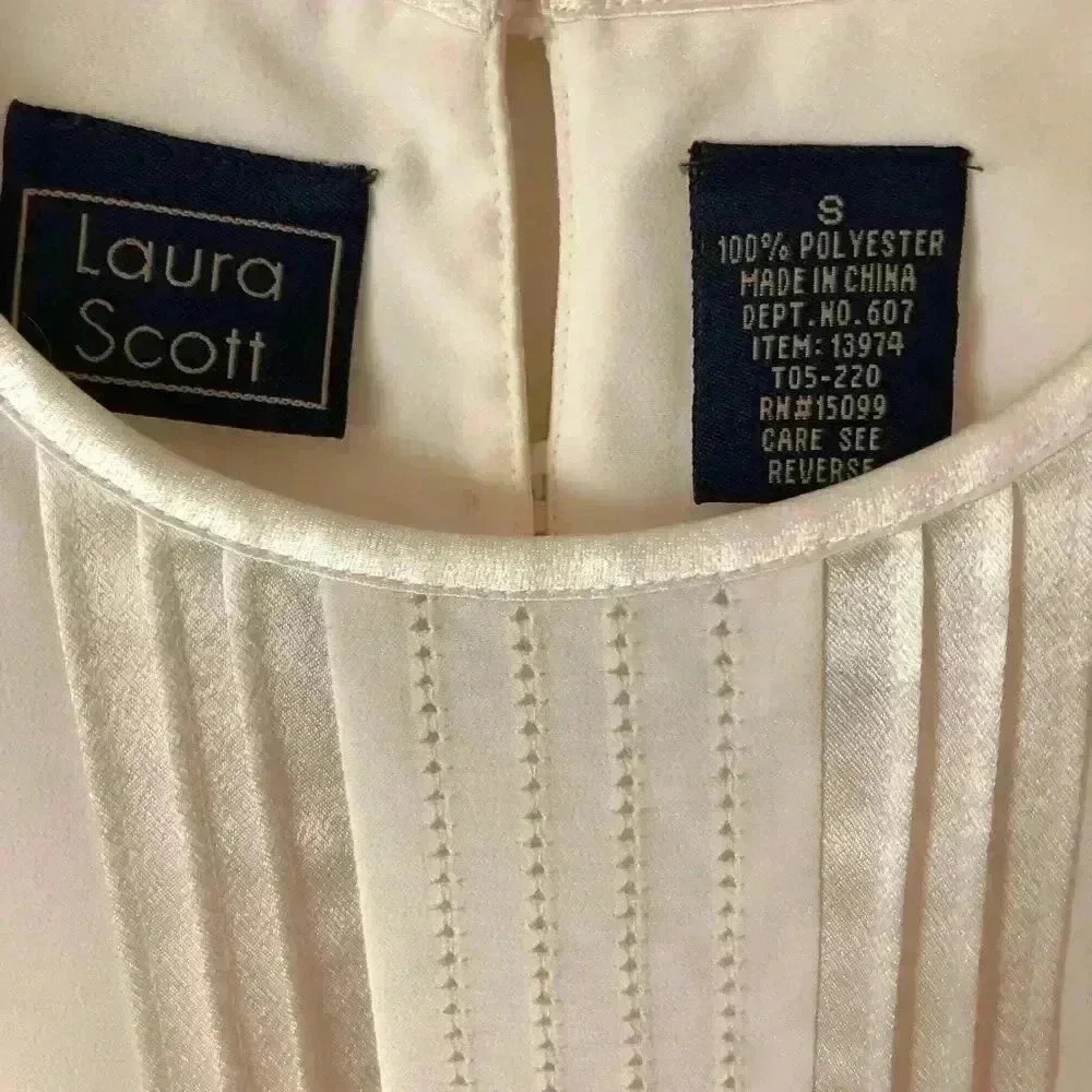 Laura Scott Women's Short Sleeve Cream Blouse Size S - Picture 2 of 4